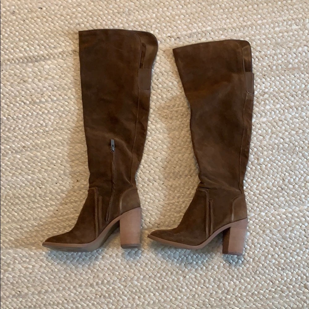 Vince Camuto brown suede boots